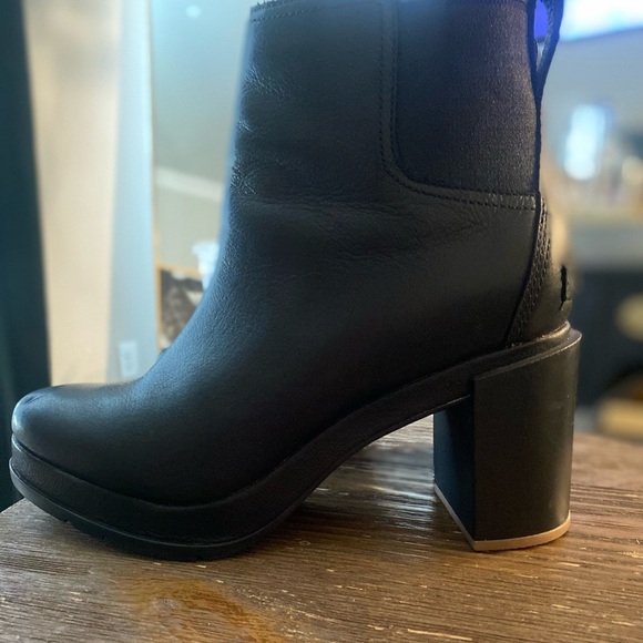 SOREL Booties EUC size 8 - Picture 8 of 11